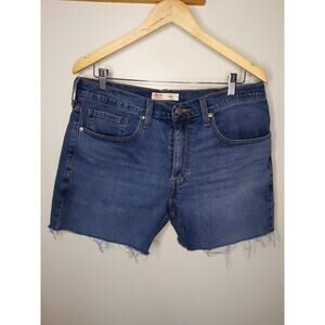 Levi's Signature Women's Size W34 Cut-Off Jean Shorts Medium Wash Denim Raw Hem